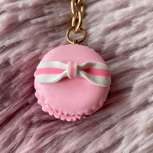 Pink Macaroon Key Ring - Picture 2 of 3